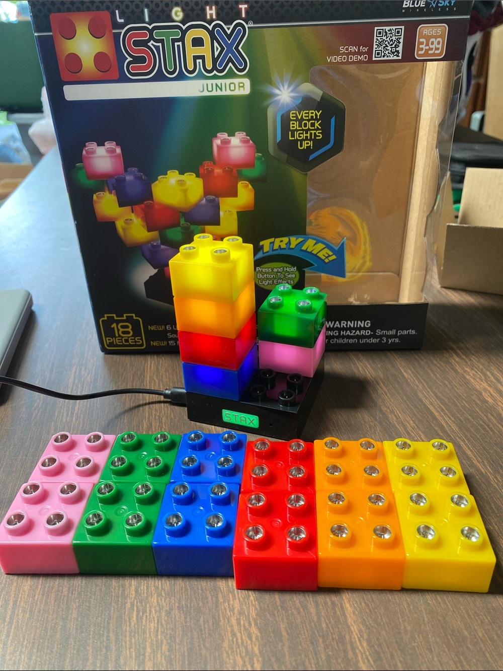 Light Stax Junior 18 Light-Up Building Blocks 6 Light Settings 15m Auto Shut Off